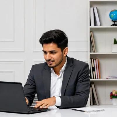  Build FinTech Apps and AI Models