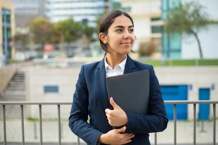 Amity Online Scholarships vs Discounts - Every Student Should Know